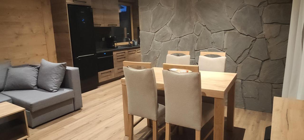 Apartament Traganek กอสเชียลิสกอ ภายนอก รูปภาพ